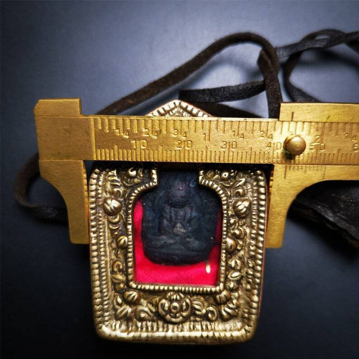 Gau Ghau Shrine of Amitayus, Amitabha,Amulet 2.36" - Tibetan Buddhist amulet, view 8