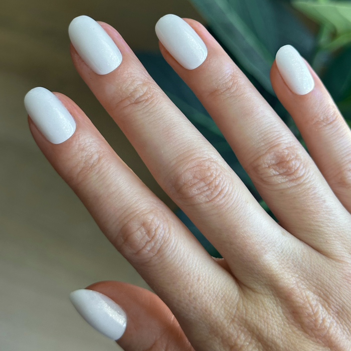 Milky Shimmer - Press-On | Short | Round sheer milky white press-on nails with subtle shimmer for easy at-home mani