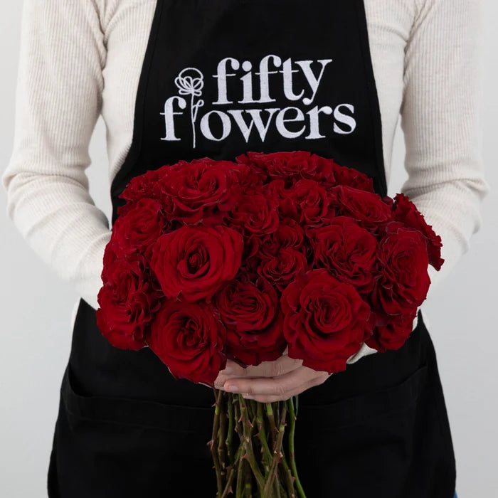 Red Heart Garden Rose Apron - Image