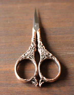 Victorian Scrollwork Scissors