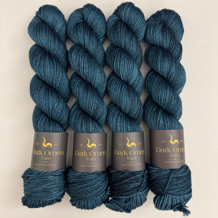 Filato 100% Merino Superwash DK by Dark Omen