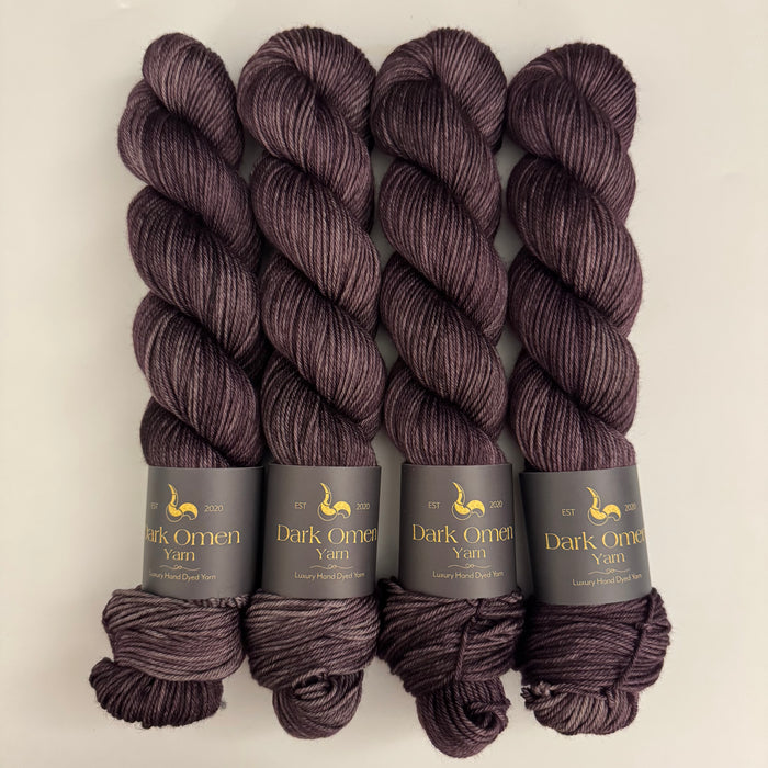 Filato 100% Merino Superwash DK by Dark Omen