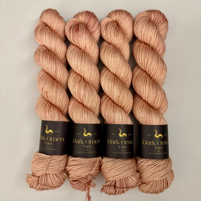Filato 100% Merino Superwash DK by Dark Omen