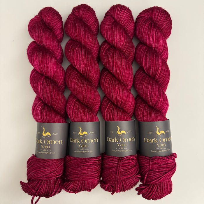 Filato 100% Merino Superwash DK by Dark Omen