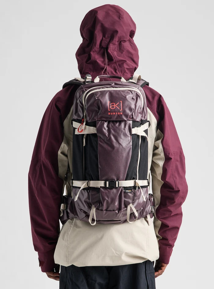 Product image of Burton [ak] Dispatcher 25L Backpack[Variant:Rum Raisin]