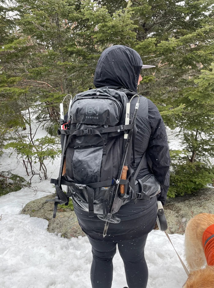 Product image of Burton [ak] Dispatcher 35L Backpack[Variant:True Black]