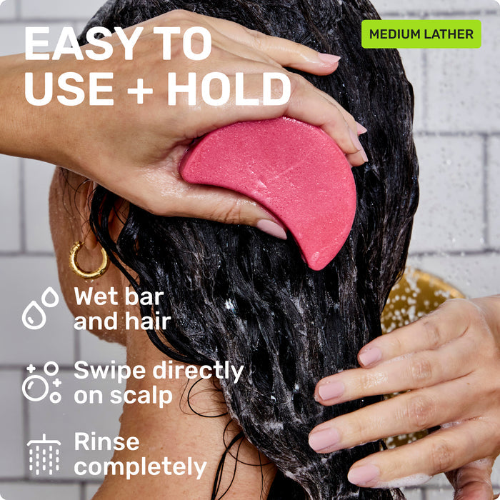 EASY TO USE + HOLD
Wet bar and hair 
Swipe directly on scalp
Rinse completely