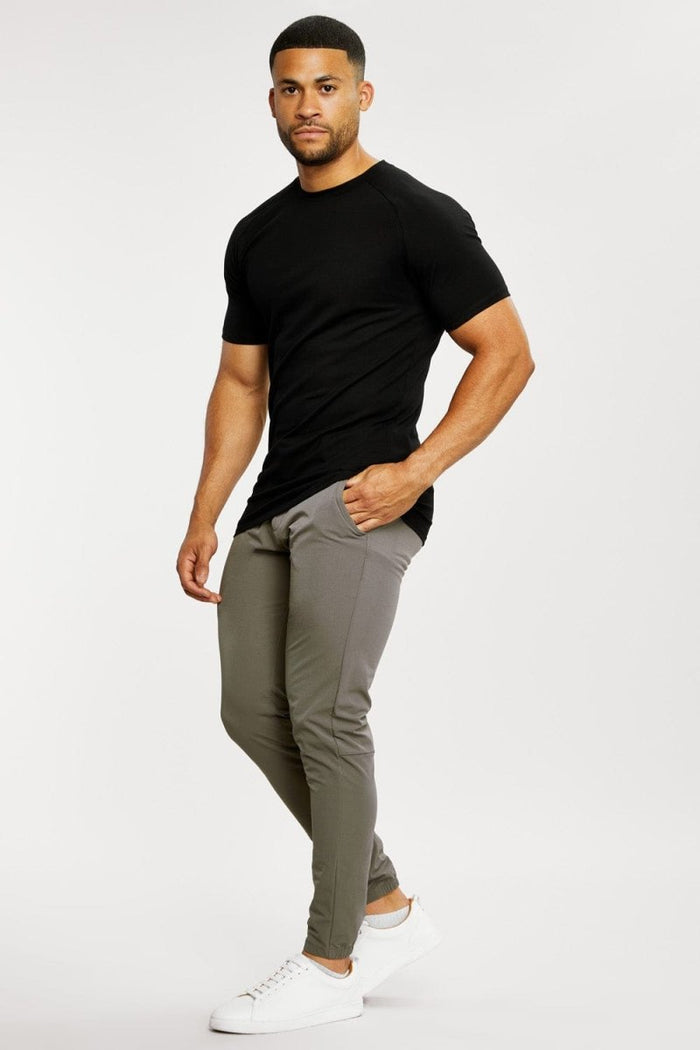 Everyday Tech Pants in Olive - TAILORED ATHLETE - USA