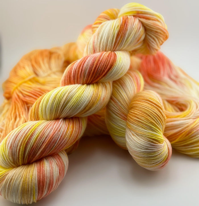 Fingering/Sock Weight by Yarnette