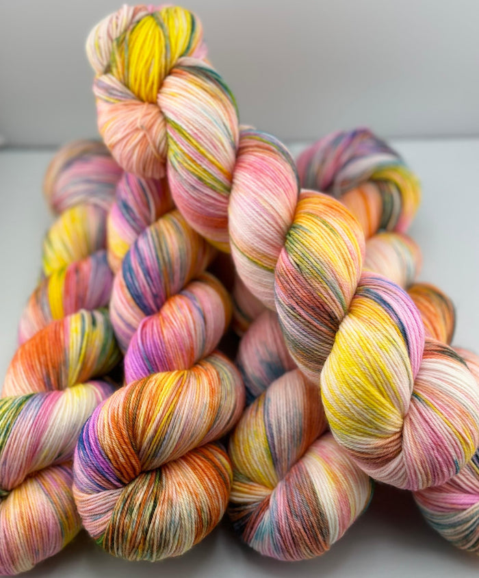 Fingering/Sock Weight by Yarnette