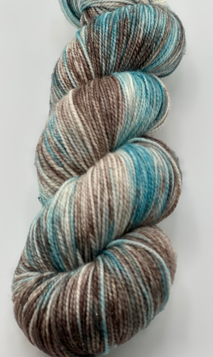 Fingering/Sock Weight by Yarnette