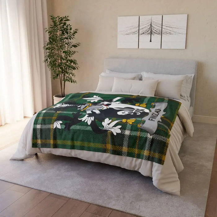 Cozy Finglas Family Heraldic Emblem Blanket
