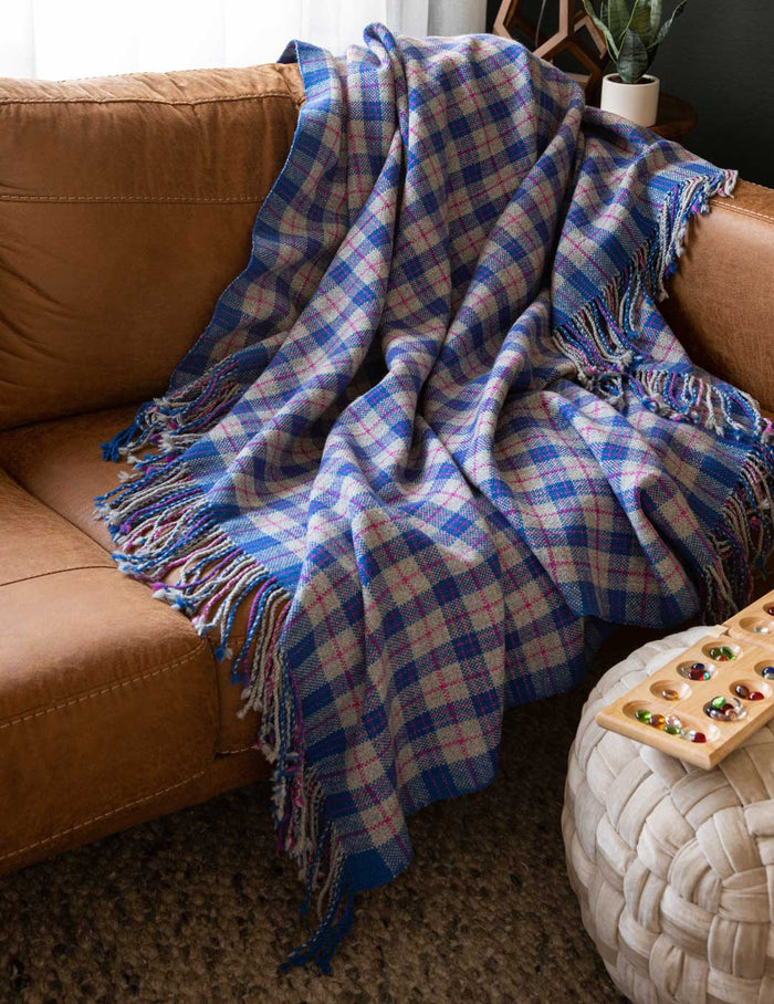 Handwoven January/February 2023