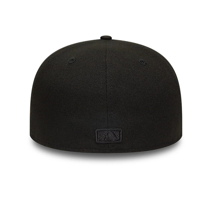 This is a LA Dodgers MLB Black on Black 59FIFTY Fitted Cap 4