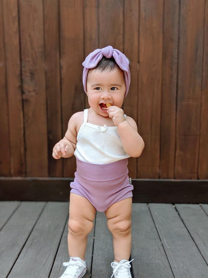 Baby Girl in Lavender Ribbed Bummies