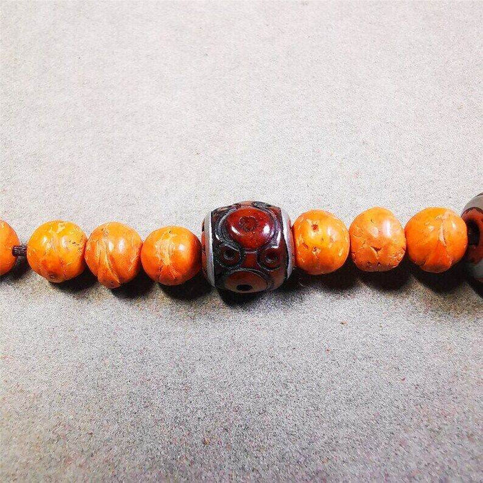 Mala Spacer Bead,Dice Marker Beads - Tibetan Buddhist mala beads, close-up detail