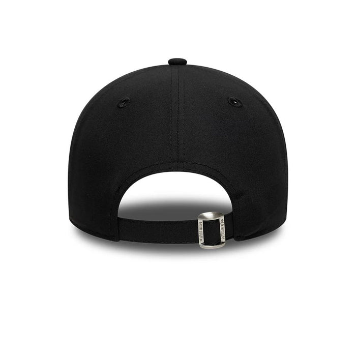 This is a New York Yankees Flawless Black 9FORTY Adjustable Cap 7