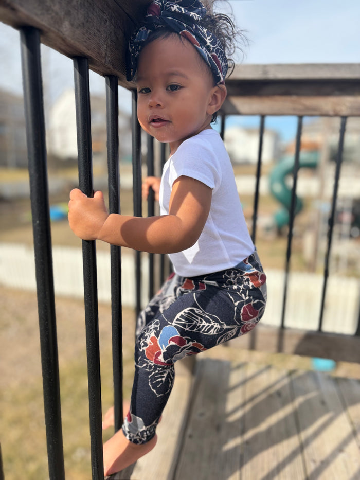 Modern Flowers on Navy Leggings