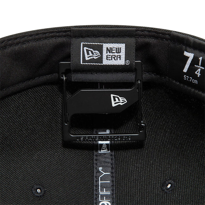 This is a New Era Black Cap Clip 2