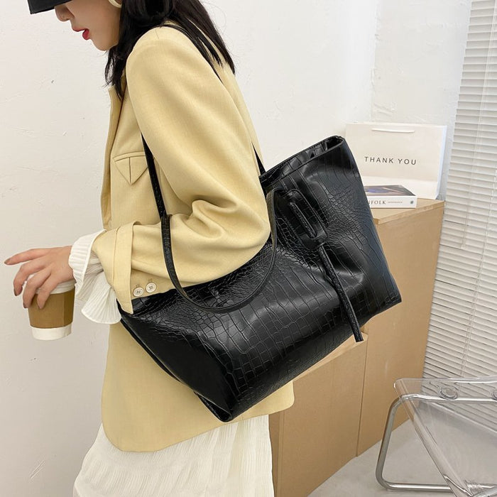 New Stylish And Versatile Shoulder Bag