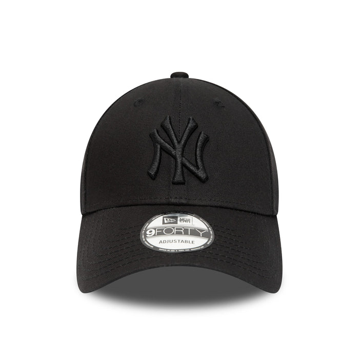 This is a New York Yankees Essential Black on Black 9FORTY Cap 2