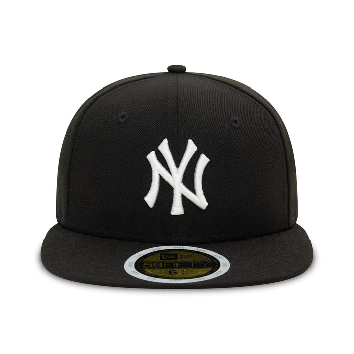 This is a New York Yankees Youth Black 59FIFTY Fitted Cap 2