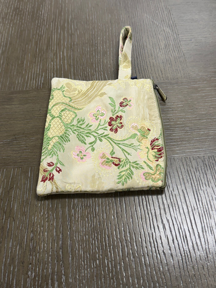 Pam's Valise Wristlet