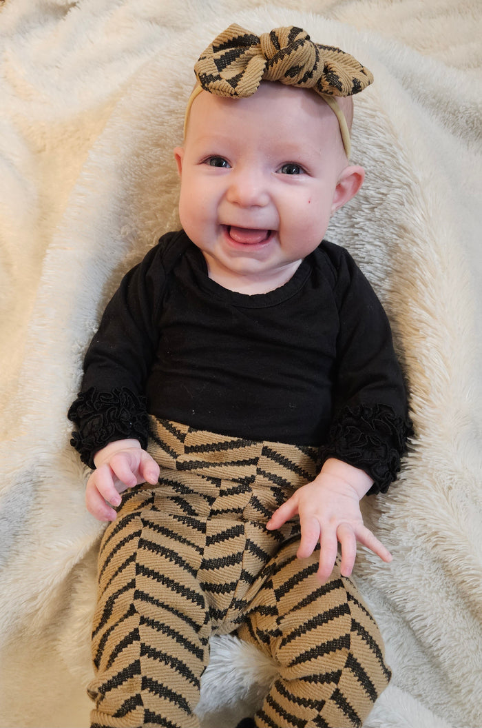 Tan & Black Chevron Textured Headbands