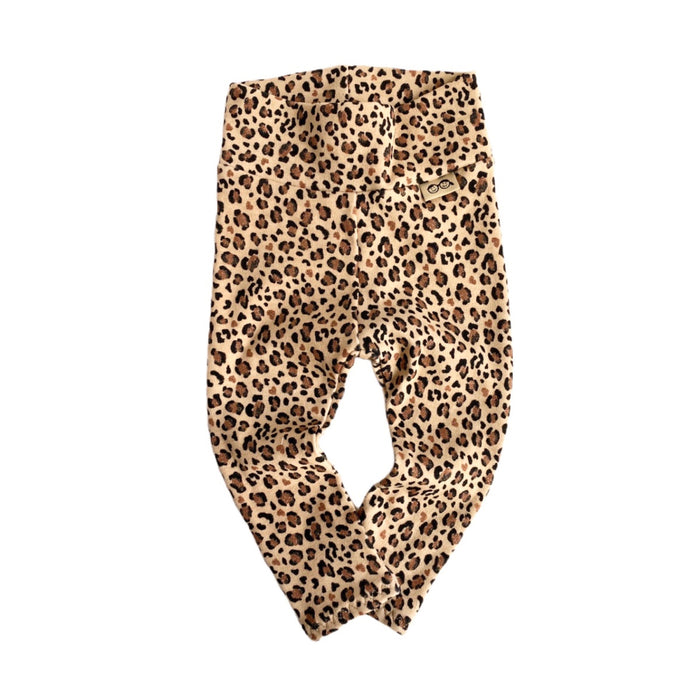 Leopard Print Leggings with a high-waisted design, featuring a trendy animal print pattern. Handmade for babies and toddlers, perfect for casual wear, photoshoots, or stylish everyday outfits.