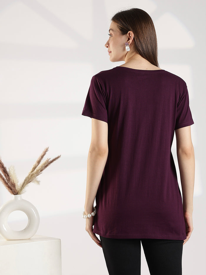 Cotton branded plus size long t shirt for women in wine