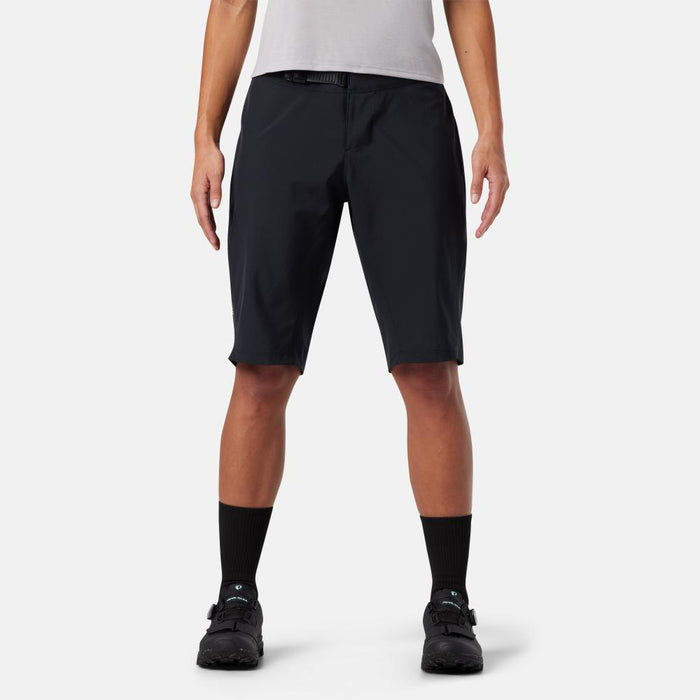 color:BLACK||view:SKU Image On Body||gender:Women||seo:W SUMMIT SHORT W/ LINER